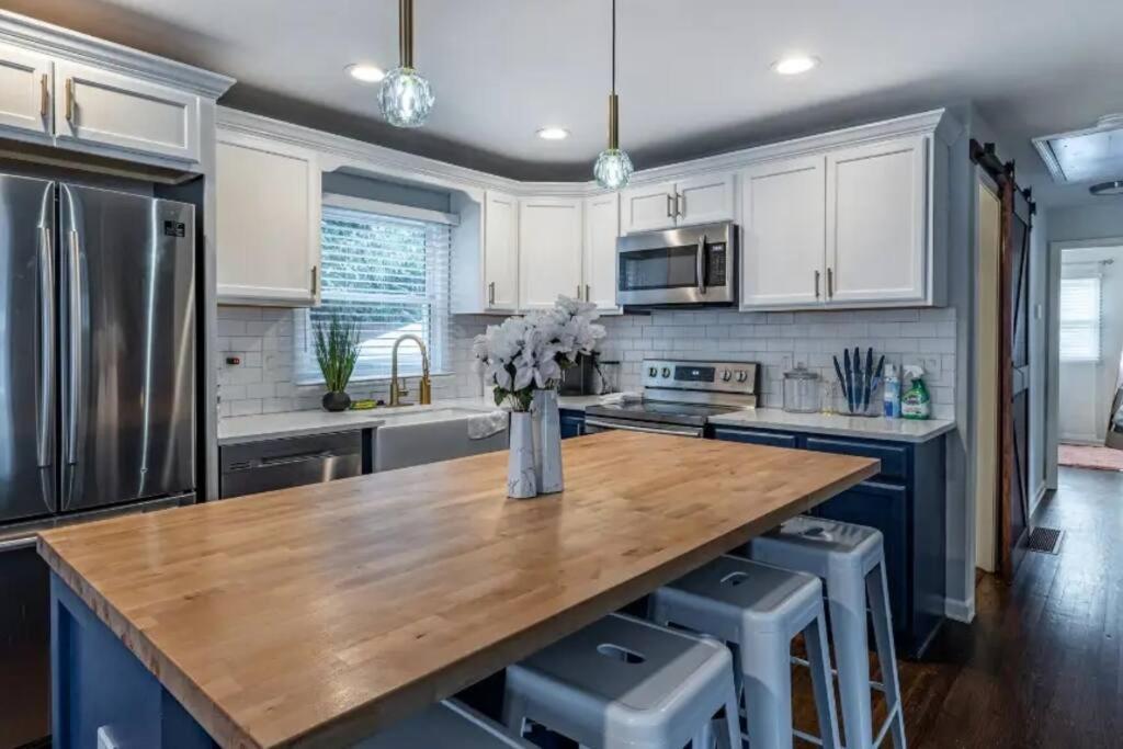 Great City Home In A Great Location Atlanta Exterior photo